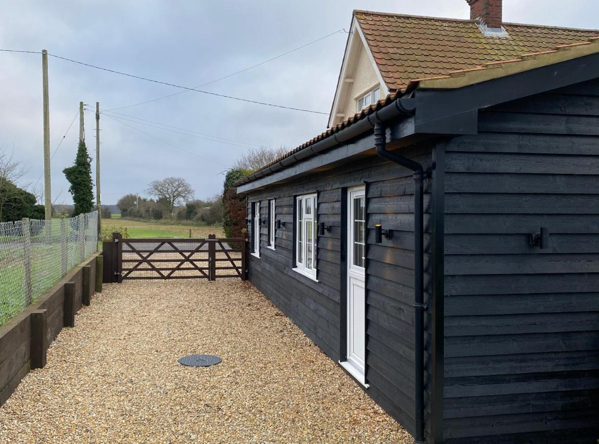 Near Woodbridge The Annexe Eyke Fantastic Views With Dog Secure Garden And Paddock Villa Exteriör bild